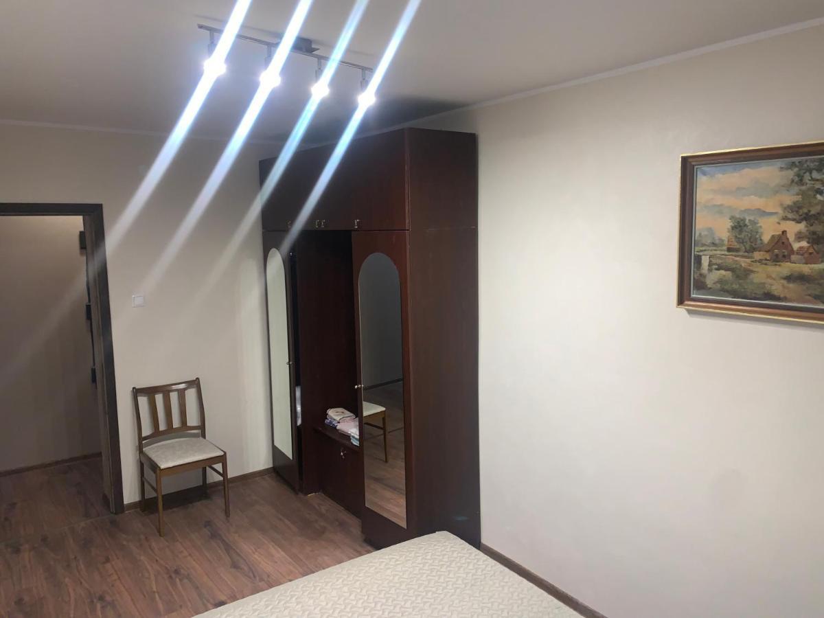 K76 - Very Nice 2-Bedrooms Apartment -2 Big Beds-1 Single Bed Tartu Exterior photo